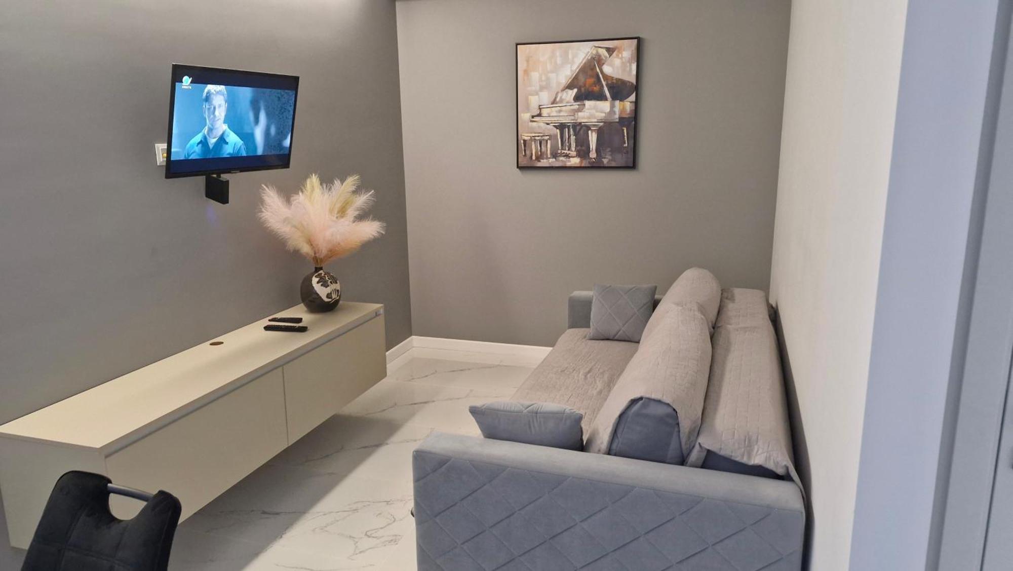 Аэропорт Кишинев 24&24 Apartment ภายนอก รูปภาพ